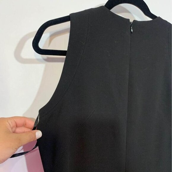 🔆white House Black Market dress. Black. Size 8. Fully lined. Front cutout. - Picture 10 of 10